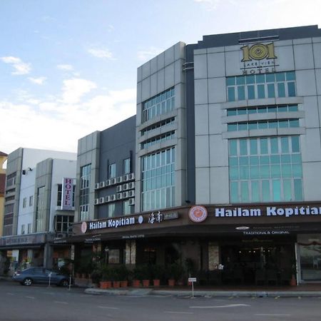 101 Lake View Hotel Puchong Ngoại thất bức ảnh