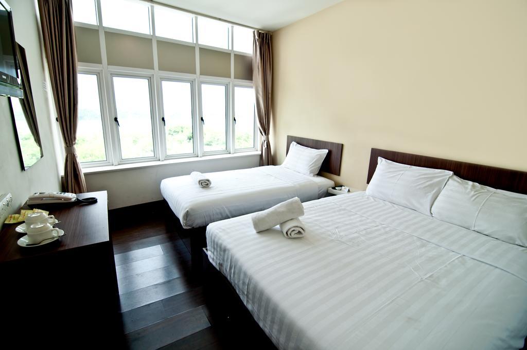 101 Lake View Hotel Puchong Ngoại thất bức ảnh